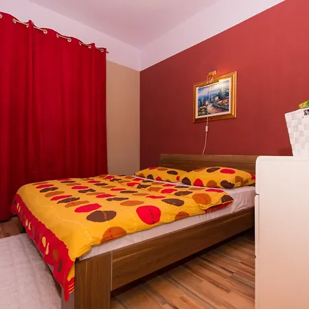 Premium 아파트 트로기르